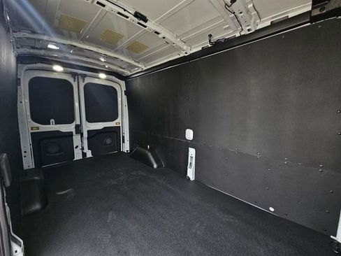 New 2026 Ford Transit 250 148 Medium Roof w/ Load Area Protection Package RWD image 14