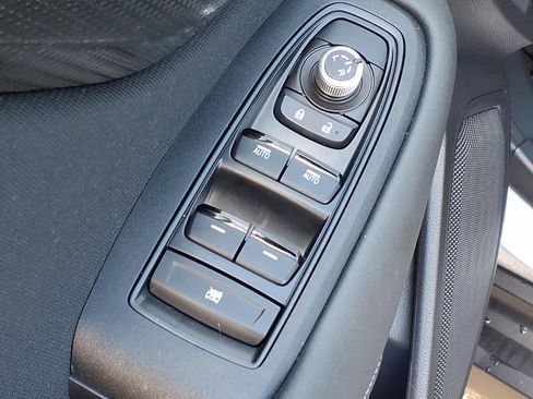 Used 2020 Subaru Outback Premium AWD/4WD image 12