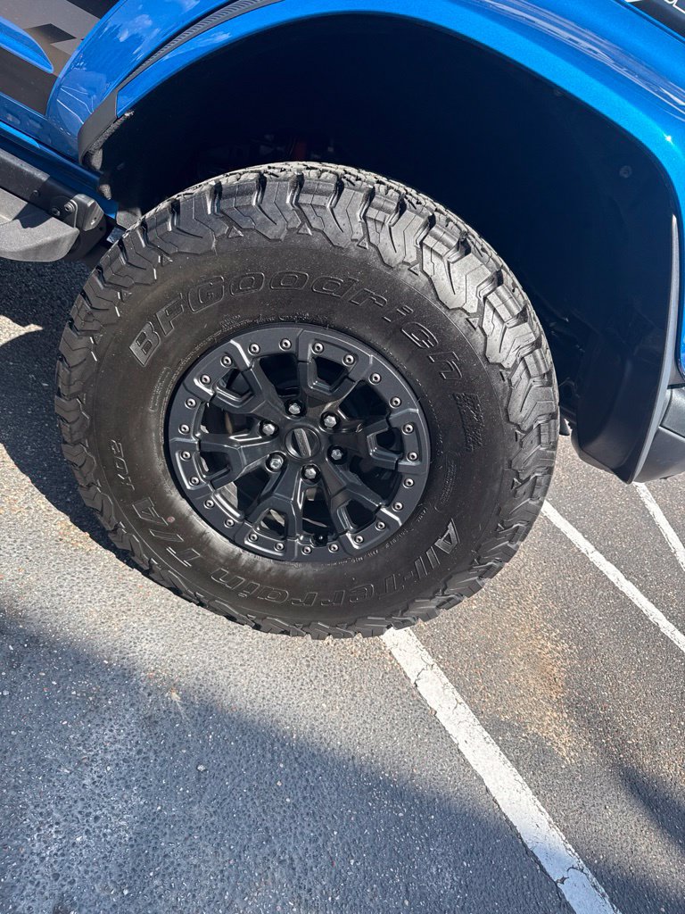 Certified 2024 Ford Bronco Raptor w/ Interior Carbon Fiber Pack 6 AWD/4WD image 5