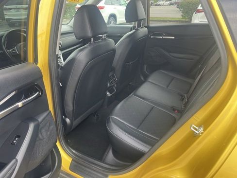 Used 2021 Kia Seltos SX w/ SX Sunroof Package image 26