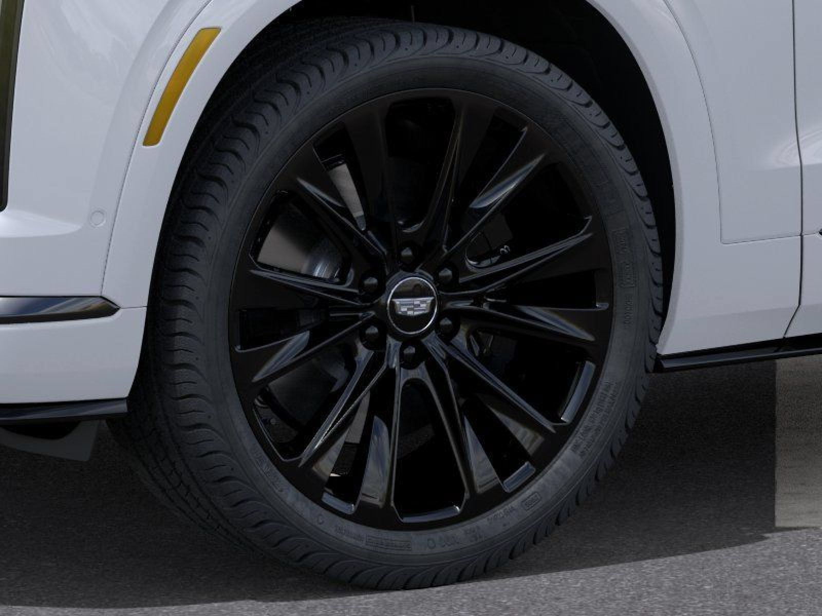 New 2027 Cadillac Vistiq Platinum w/ LPO, Floor Liner Package AWD/4WD image 9