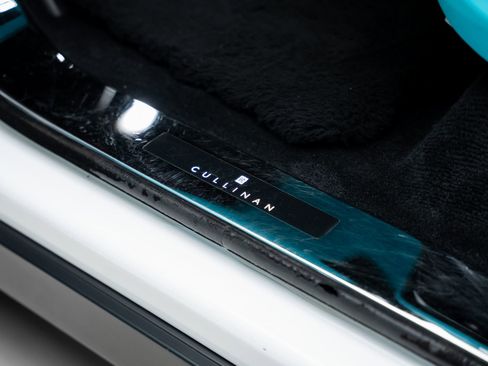 Used 2019 Rolls-Royce Cullinan AWD/4WD image 60
