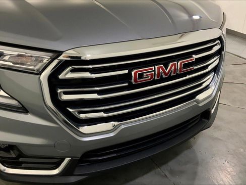Used 2023 GMC Terrain SLT AWD/4WD image 29