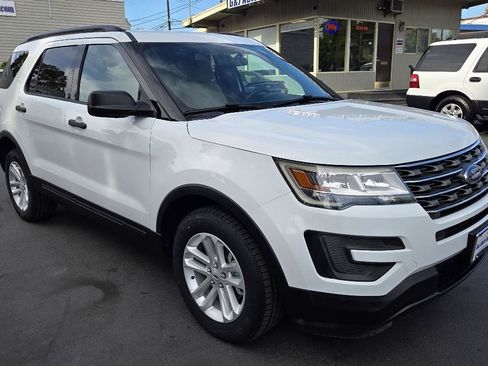 Used 2017 Ford Explorer 4WD image 5