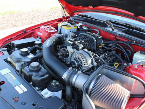 Used 2006 Ford Mustang GT RWD image 18