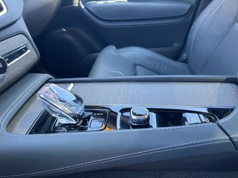 Certified 2023 Volvo XC90 B6 Ultimate AWD/4WD image 38