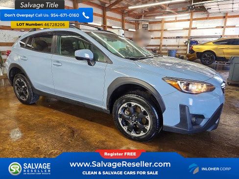 Used 2022 Subaru Crosstrek 2.0i Premium image 5