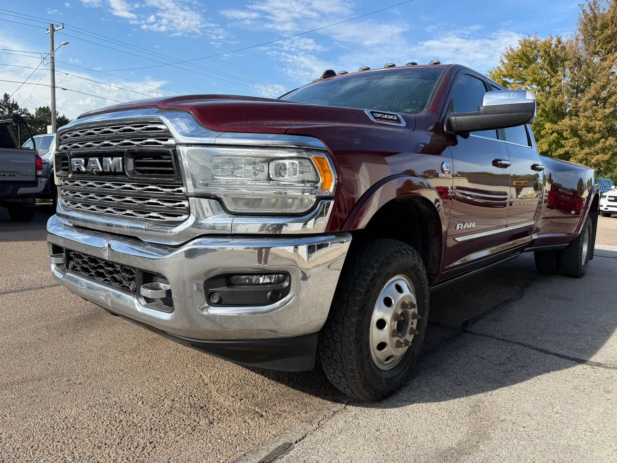 Used 2019 RAM 3500 Limited AWD/4WD image 2