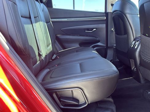 Used 2023 Hyundai Tucson Limited w/ Cargo Package image 17