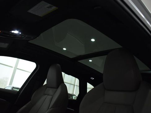 Used 2025 Audi Q5 Premium w/ Premium Plus AWD/4WD image 26