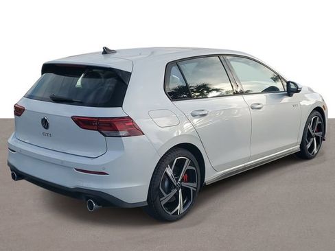 New 2026 Volkswagen GTI SE image 4