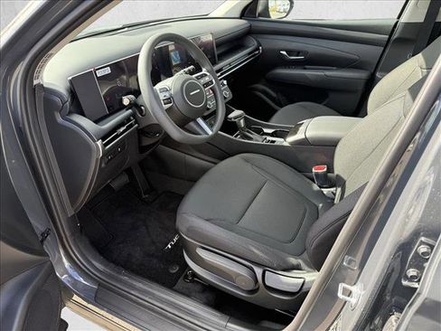 New 2026 Hyundai Tucson SE image 3