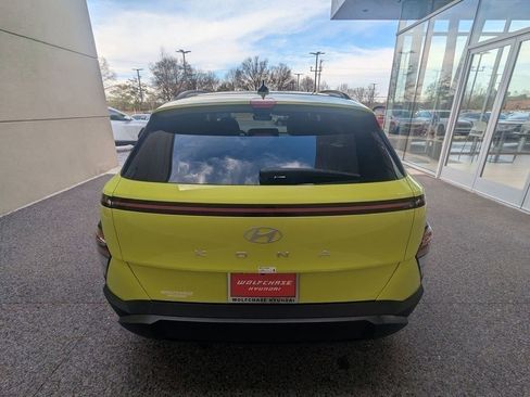 Used 2024 Hyundai Kona SEL FWD image 5