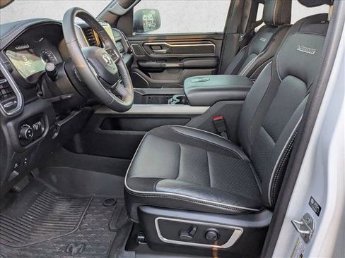Used 2024 RAM 1500 Laramie image 12