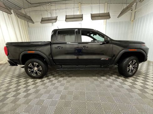 Certified 2024 GMC Canyon AT4 w/ Technology Package AWD/4WD image 21