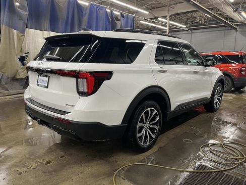 New 2026 Ford Explorer ST-Line AWD/4WD image 7