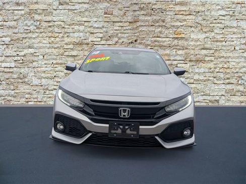 Used 2018 Honda Civic Sport Touring image 3