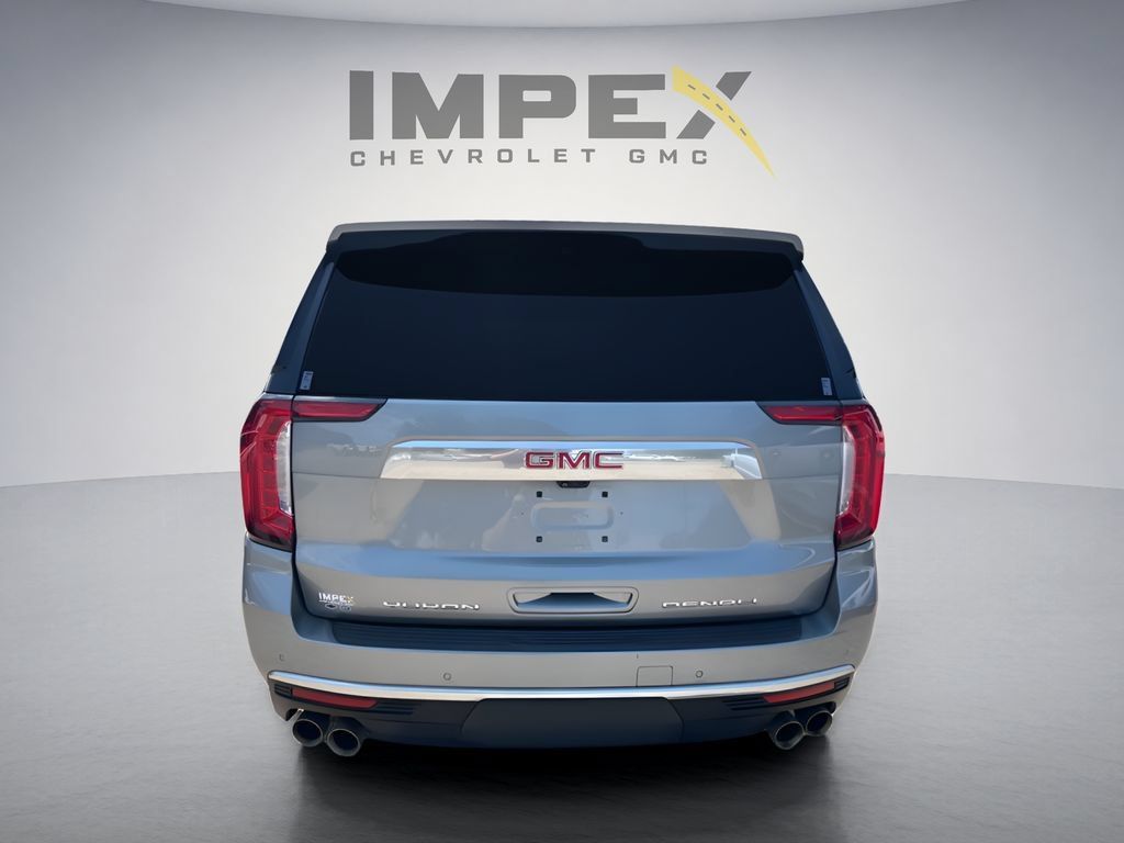 Used 2024 GMC Yukon XL Denali w/ Advanced Technology Package AWD/4WD image 3