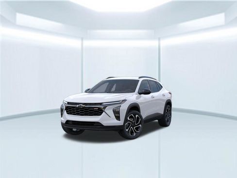New 2026 Chevrolet Trax RS FWD image 4