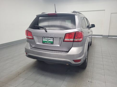 Used 2019 Dodge Journey SE w/ Premium Group FWD image 7