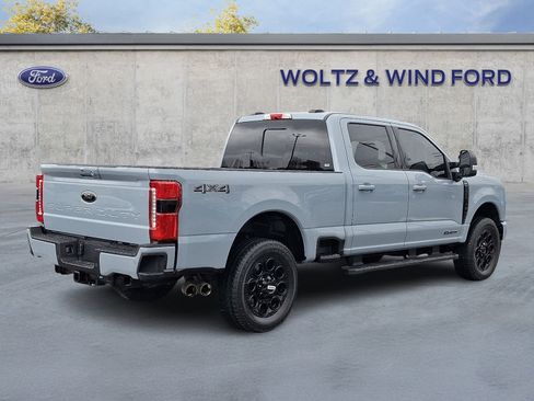 Used 2024 Ford F250 Lariat w/ Black Appearance Package image 6