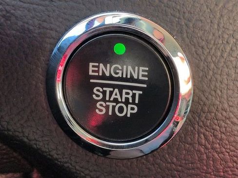 Certified 2024 Ford Edge SEL image 31