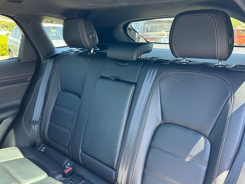 Used 2020 Jaguar F-PACE Prestige AWD/4WD image 31