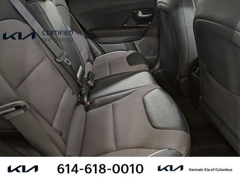 Certified 2022 Kia Niro EX w/ Cold Weather Package image 20