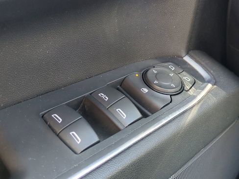 Used 2024 GMC Sierra 1500 Elevation w/ LPO, Elevation Black Package image 26