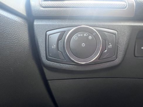 Used 2019 Ford Fusion SE AWD/4WD image 26