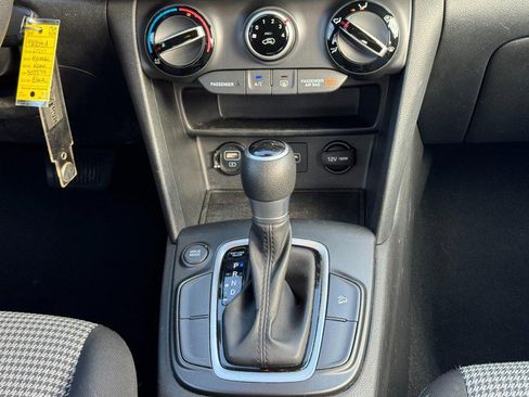 Used 2020 Hyundai Kona SE image 14