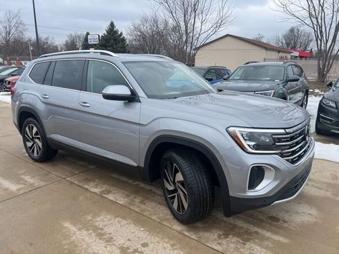 New 2026 Volkswagen Atlas SEL AWD/4WD image 1