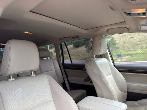 Used 2019 Lexus GX 460 Premium w/ Premium Package AWD/4WD image 34