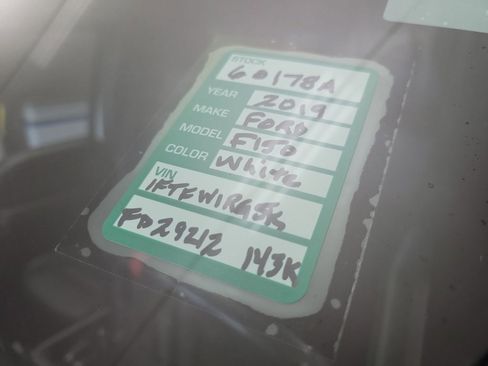 Used 2019 Ford F150 Raptor w/ Equipment Group 802A Luxury image 24