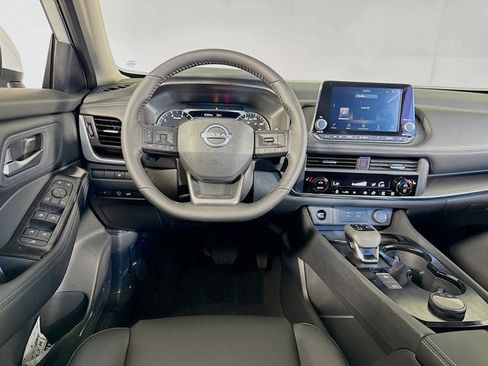 New 2026 Nissan Rogue SV image 25