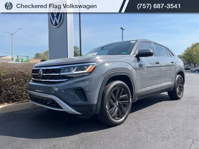 Used 2023 Volkswagen Atlas Cross Sport SE w/ Black Wheel Package