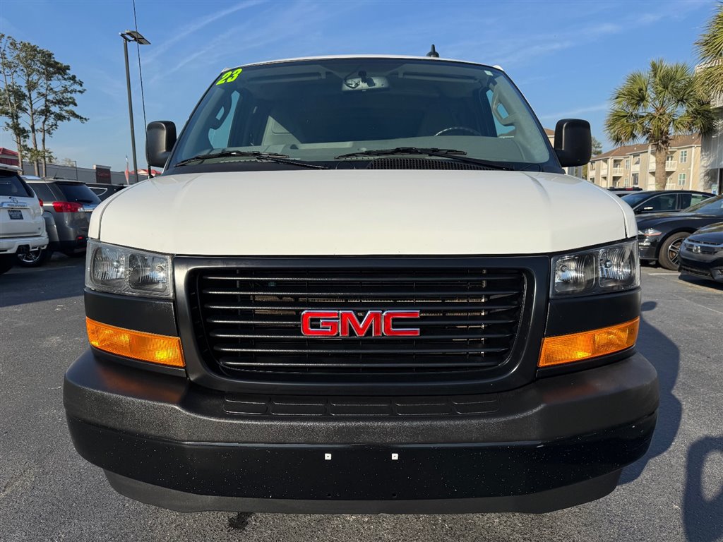 Used 2023 GMC Savana 2500 Extended w/ Driver Convenience Package RWD image 3
