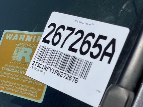 Used 2023 Toyota RAV4 XLE Premium FWD image 14