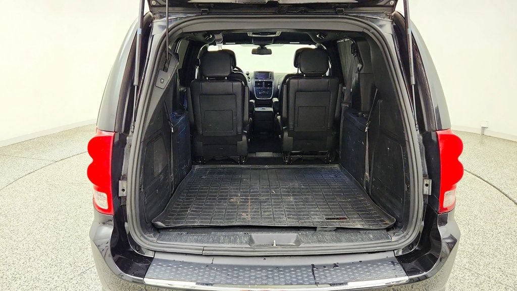 Used 2018 Dodge Grand Caravan GT FWD image 21