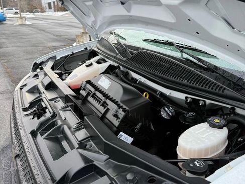 Used 2021 Chevrolet Express 2500 w/ Driver Convenience Package image 14