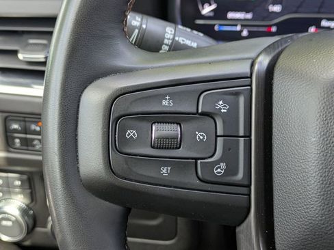 Used 2023 GMC Yukon AT4 AWD/4WD image 29