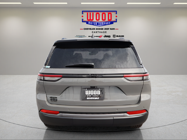 New 2027 Jeep Grand Cherokee Altitude AWD/4WD image 4