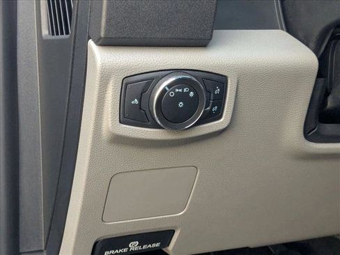 Used 2021 Ford F250 XL w/ STX Appearance Package image 10