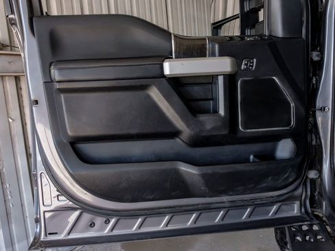 Used 2021 Ford F250 Lariat w/ Tremor Off-Road Package image 43