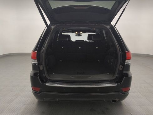 Used 2020 Jeep Grand Cherokee Limited w/ Luxury Group II image 29