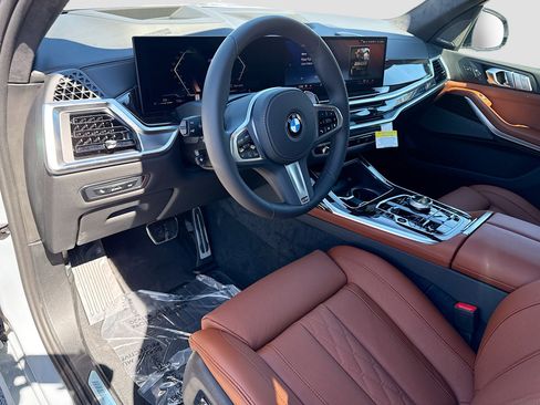 New 2026 BMW X7 xDrive40i w/ Executive Package image 27