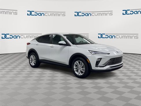 New 2026 Buick Envista Preferred w/ Convenience I Package image 2