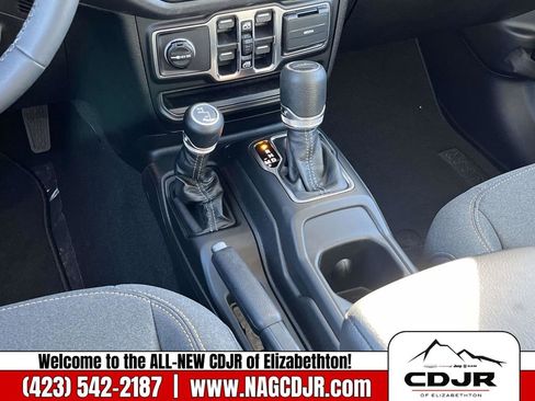 New 2026 Jeep Gladiator Sport image 15