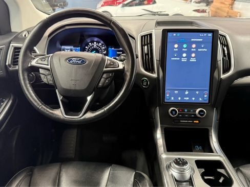 Used 2022 Ford Edge Titanium image 19