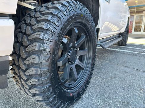 Used 2020 Chevrolet Silverado 1500 RST w/ Texas Edition image 9